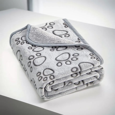 Flannel Dog Blanket Paw Print for Dog Cat Pet Sleep Mat Washable Soft Warm & Comfortable Pet Bed Sheet Mat Dog Sleeping Blankets