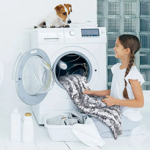Flannel Dog Blanket Paw Print for Dog Cat Pet Sleep Mat Washable Soft Warm & Comfortable Pet Bed Sheet Mat Dog Sleeping Blankets