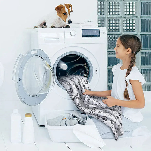 Flannel Dog Blanket Paw Print for Dog Cat Pet Sleep Mat Washable Soft Warm & Comfortable Pet Bed Sheet Mat Dog Sleeping Blankets